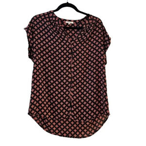 NORDSTROM PLEIONE Short Sleeve Black Pattern V Neck Blouse - small